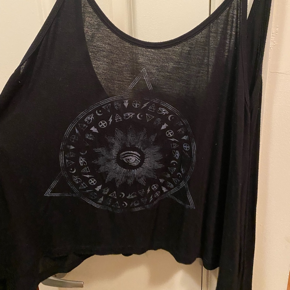Graphic Tank